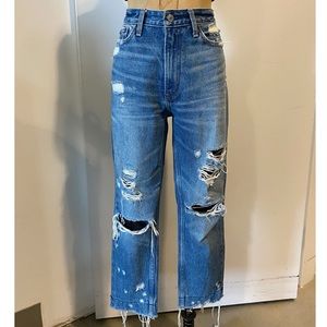 Abercrombie & Fitch Annie high rise girlfriend Jean
